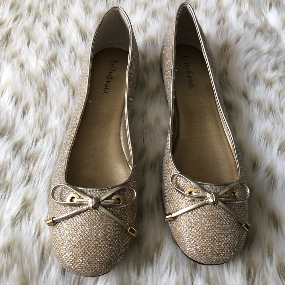 Gold Kelly & Katie flats - Picture 2 of 5